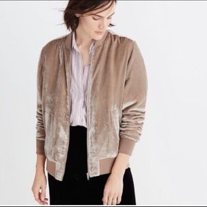 Didn’t wear very often due to the rainy weather.